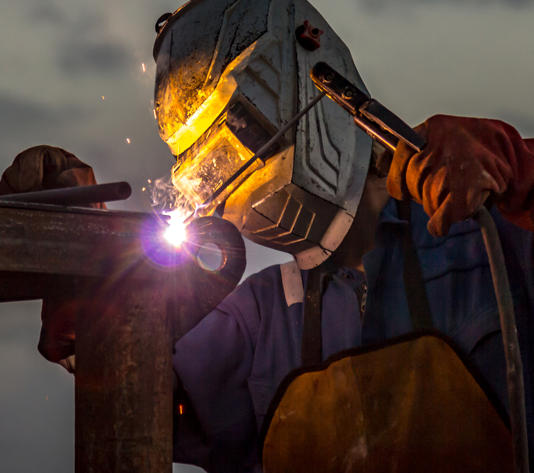 Phillips-Safety_banner_welding
