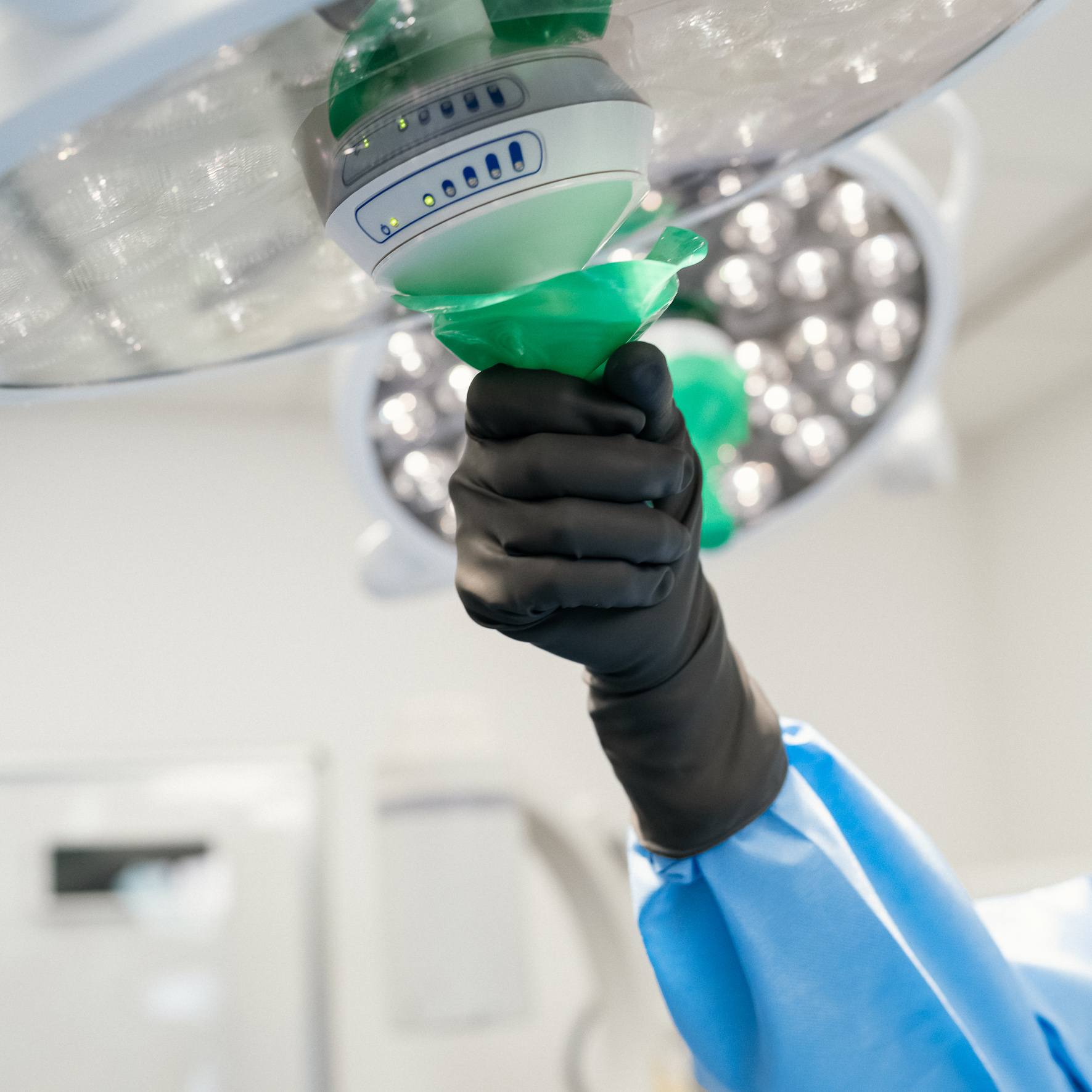 Sterile Radiation Reducing Gloves 1